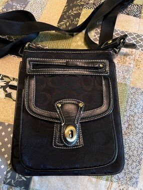 Black Signature Crossbody with Gold Turnlock